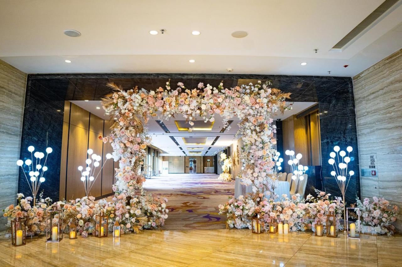 Crowne Plaza Kowloon East By Ihg Hong Kong