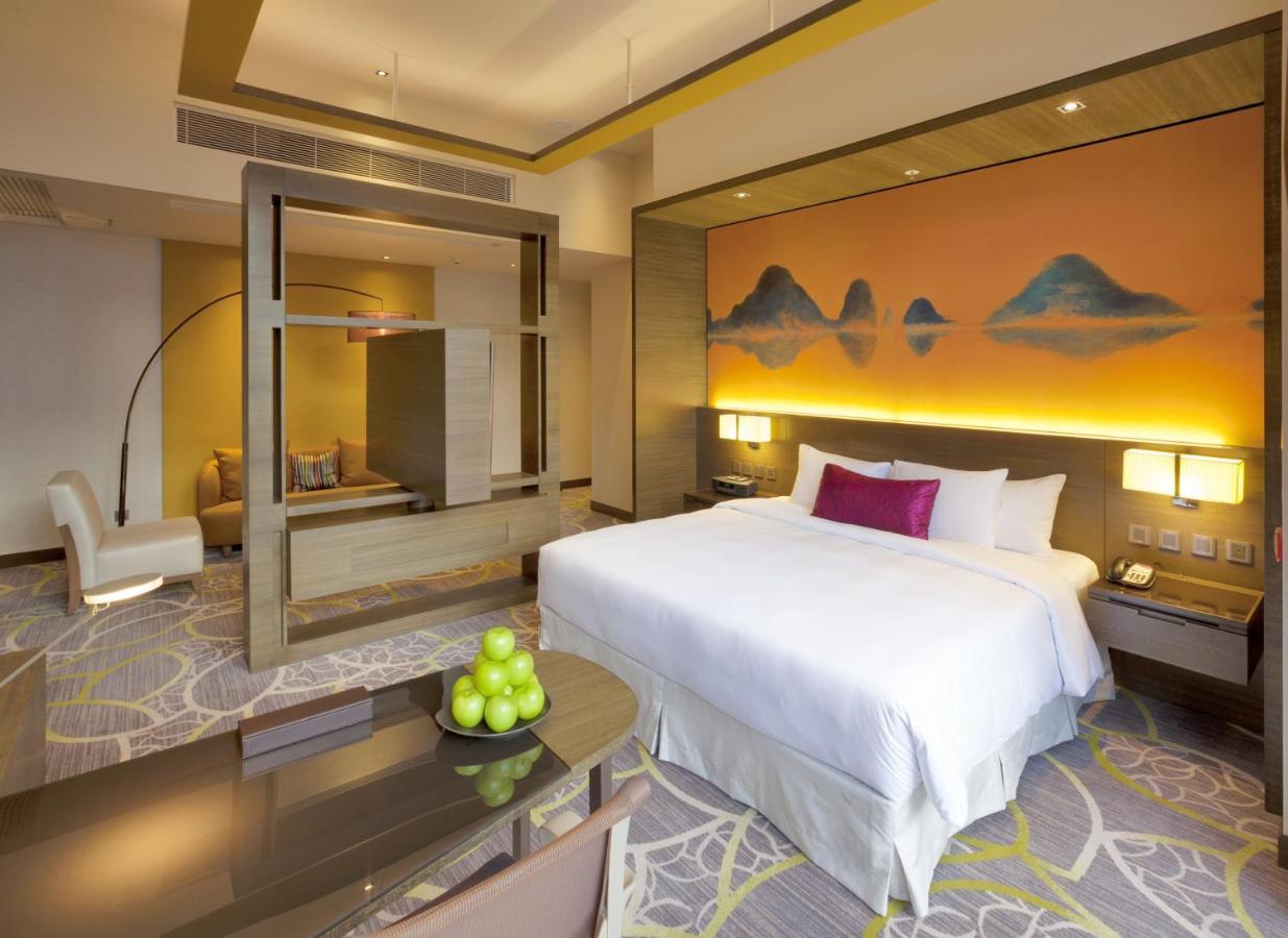 Crowne Plaza Kowloon East By Ihg Hotel Hongkong