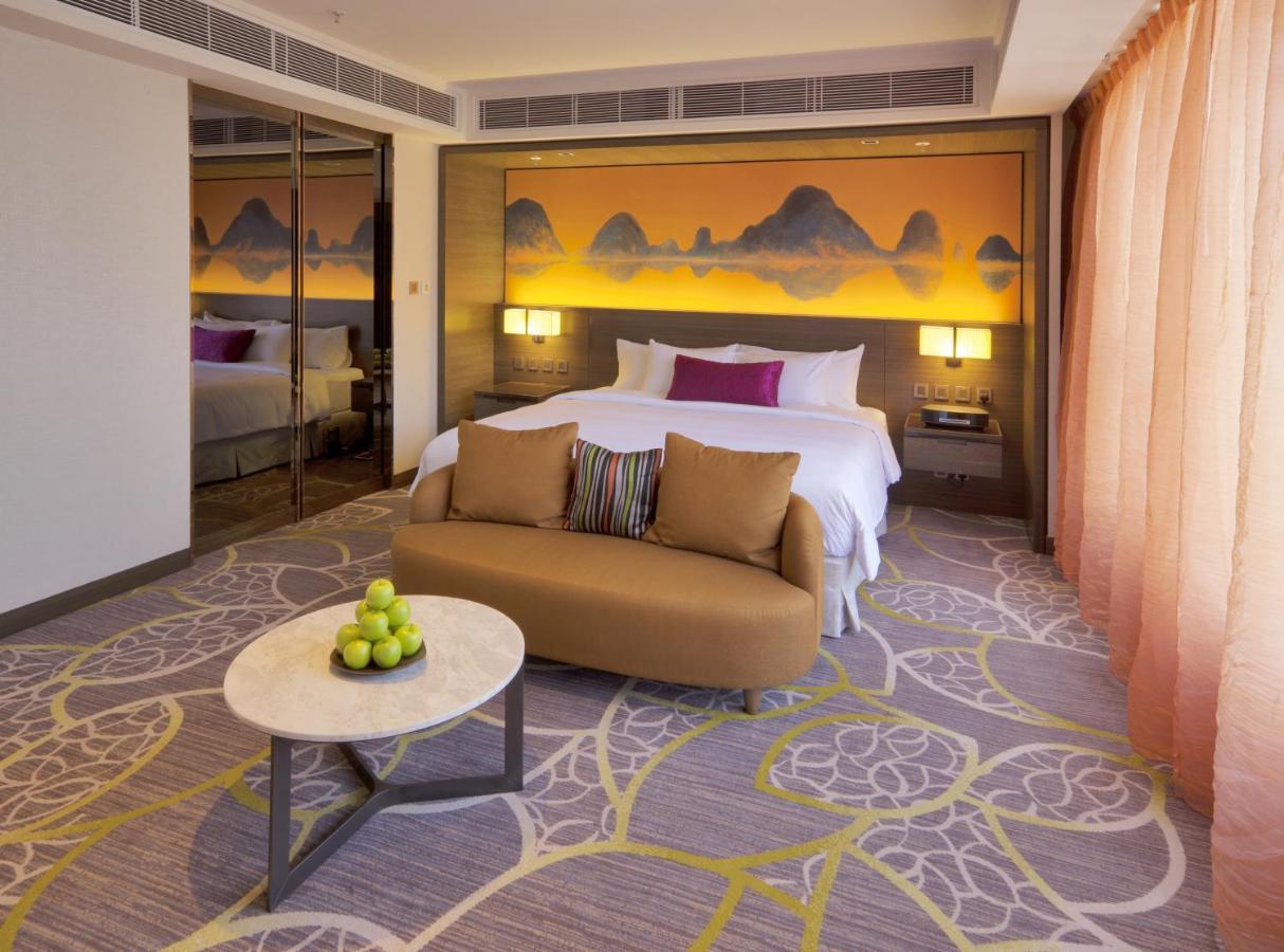 Crowne Plaza Kowloon East By Ihg 5* Hongkong