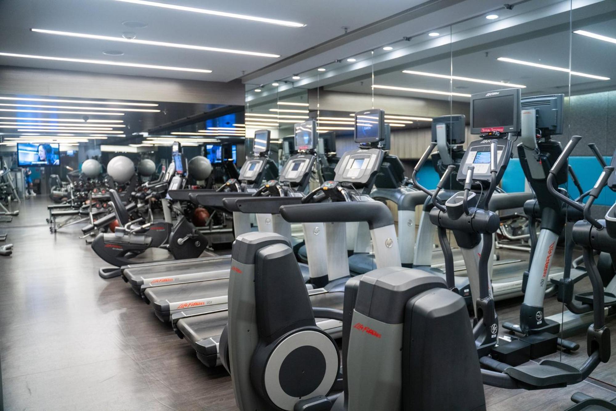 Crowne Plaza Kowloon East By Ihg Hotel Hongkong